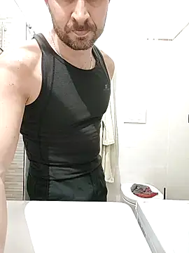 gilera250s (Ask my age) - Masturbación