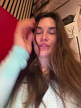 TattooGirlAlia's live cam