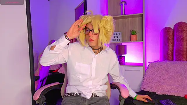 Lullaby_Charade webcam