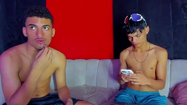 BrownieLoverss webcam