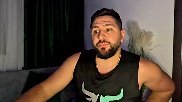 Gold_Alpha_Boy webcam