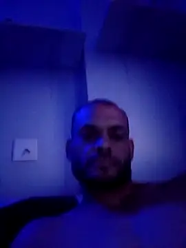 someone2lookAT webcam