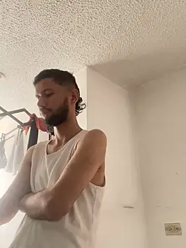 Michaell_Spinelly webcam