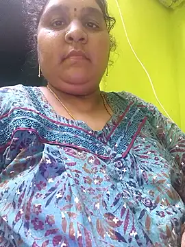 villageanuty (F milf) - Ticket Show