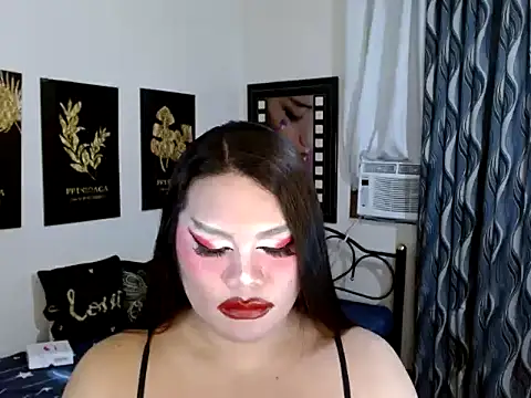 TSbrianaHugeCock webcam