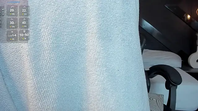 lia_sexx19 (F young) - blowjob + saliva