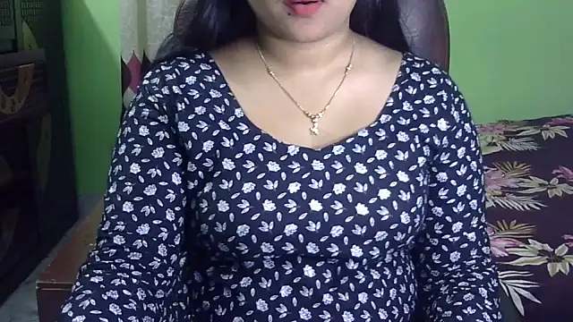 BengaliQueenStar webcam