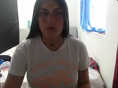 Vicky2613 webcam