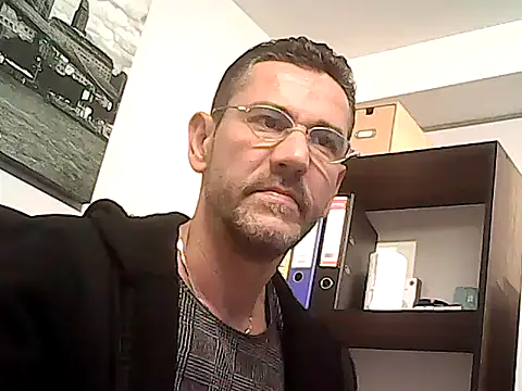 mastercharisma35 webcam