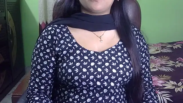 BengaliQueenStar webcam