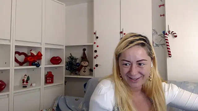 _karolynesyera_ webcam