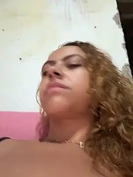 Chloe_Leaozinho webcam