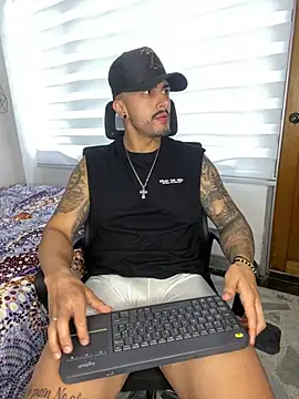 alexxx_king - ALEXXX_KING's free webcam - UK Sex Cams