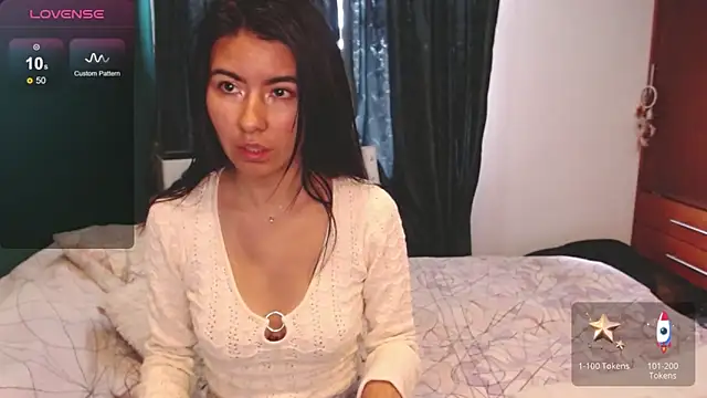 alice_middlee webcam