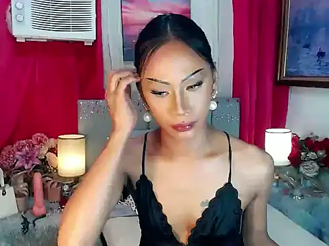 Tarah_MC_Collins webcam