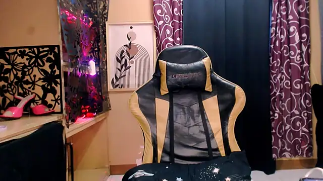 miss_ellaxx - Miss_ellaxx's free webcam - UK Sex Cams