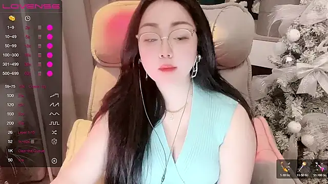 Monica-666888- webcam