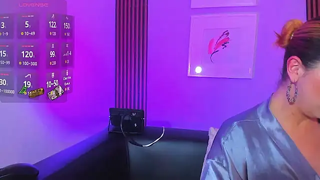 Nahiajhonson_ webcam