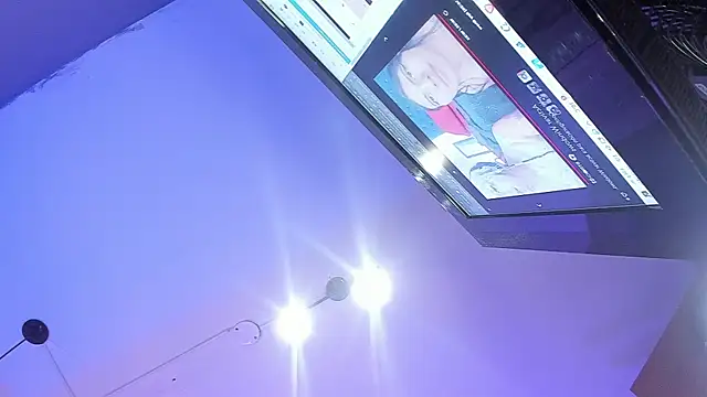 Dakotaa_Johnson webcam