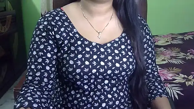 BengaliQueenStar webcam