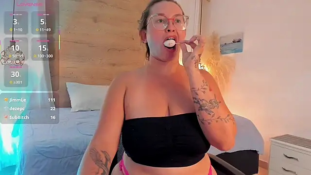 halaaa_1 - Halaaa_1's free webcam - UK Sex Cams