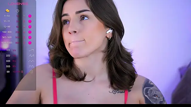 babbyaisha - BabbyAisha's free webcam - UK Sex Cams