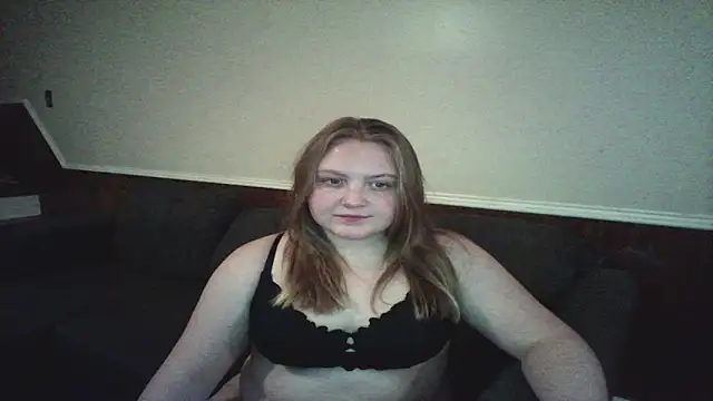 PhatAssBlond webcam