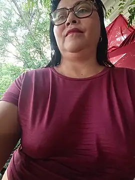 Dirty-Momm-Divorced-Hot webcam