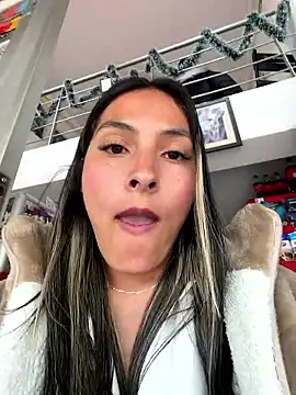 cami_leon2 - Cami_Leon2's free webcam - UK Sex Cams