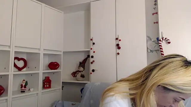 _karolynesyera_ webcam