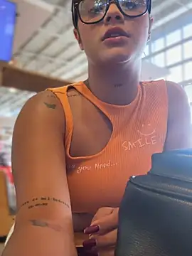 Kaily_Sweet16 webcam