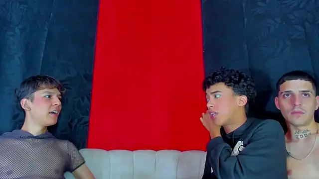 Pleasure_boys_hot webcam