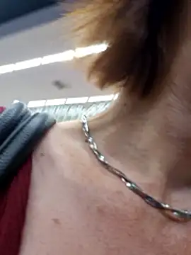 Irresistible24 webcam