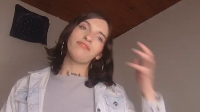 Scarlett_crastrawberry webcam