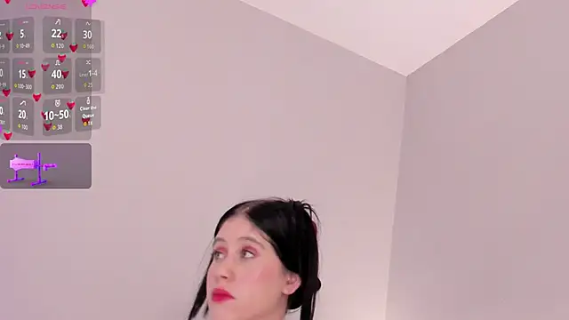 sara__jones_gh webcam