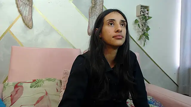 RoxanaCyrano_ webcam