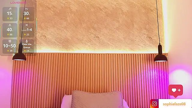 big_tits_in_your_face webcam