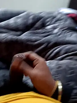 Naughtyforpussy webcam