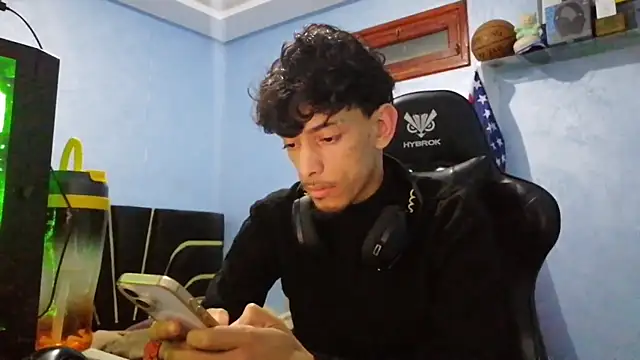 dark_desirex - Dark_DesireX's free webcam - UK Sex Cams