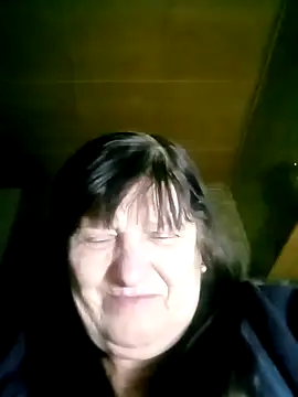 Apeesynka55211 webcam