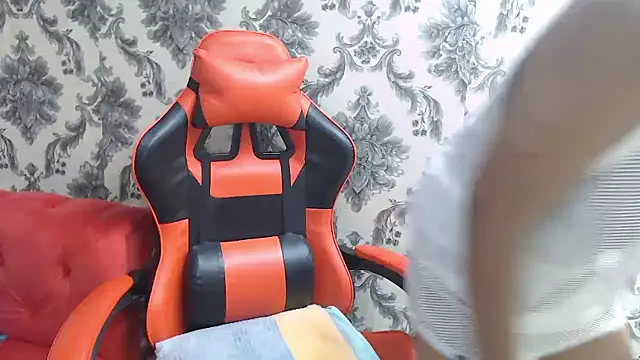 janielee8x - JANIELEE8x's free webcam - UK Sex Cams