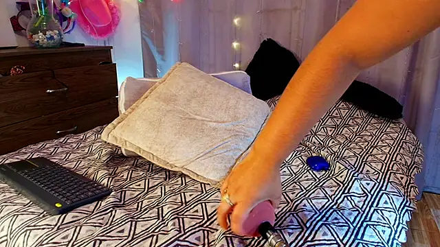 jade_brunnette webcam