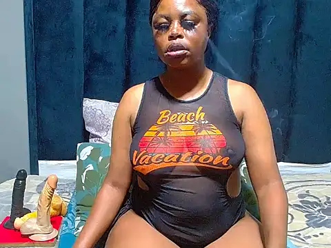 SpicyKitty33 webcam