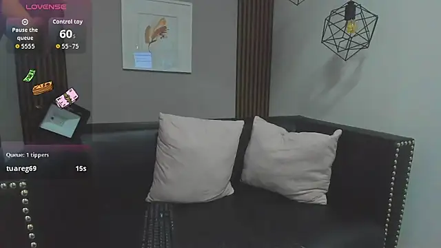 nahiajhonson_ (F young) - Sensual and sloppy blowjob😍