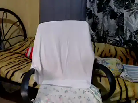 lovelyxmorena webcam