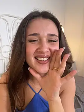 mayavonde (F young) - Flash and oil tits