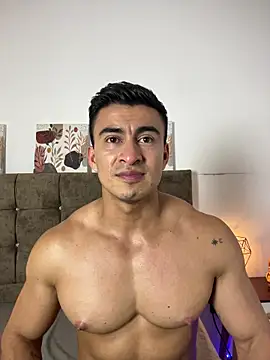 chris_clarck (M young) - oil on my body and flex😈🥵🔥