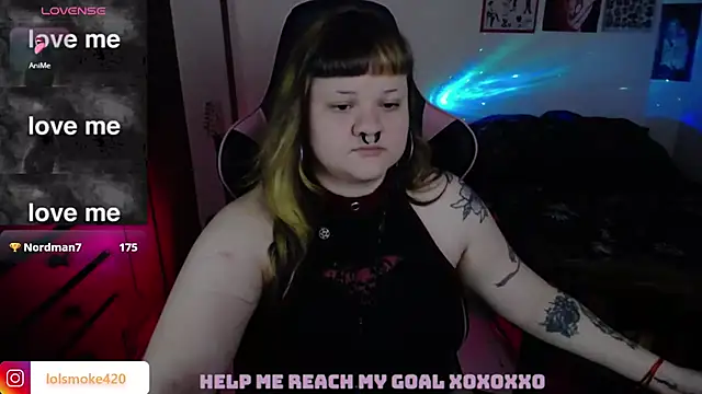 Bdsm_and_fries webcam