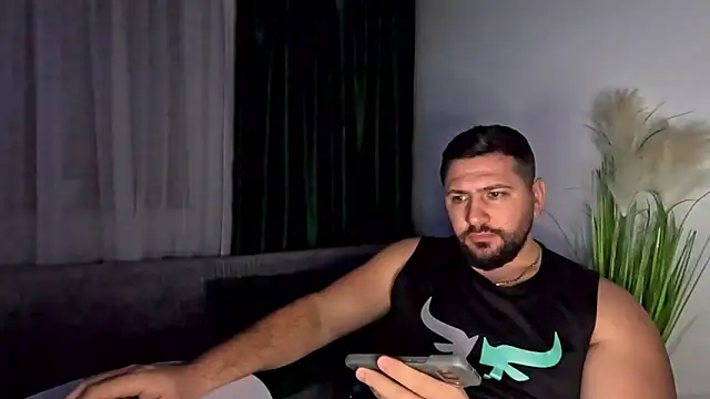 Gold_Alpha_Boy webcam