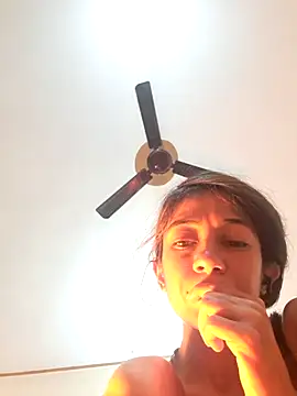 Webcam Model (babe_jasmine)  is live.Free join now!